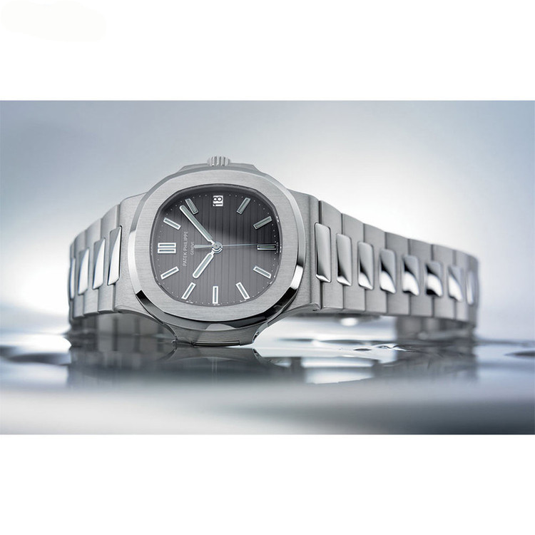ساعت مچی عقربهای مردانه مدل پتک فلیپ Nautilus M8058