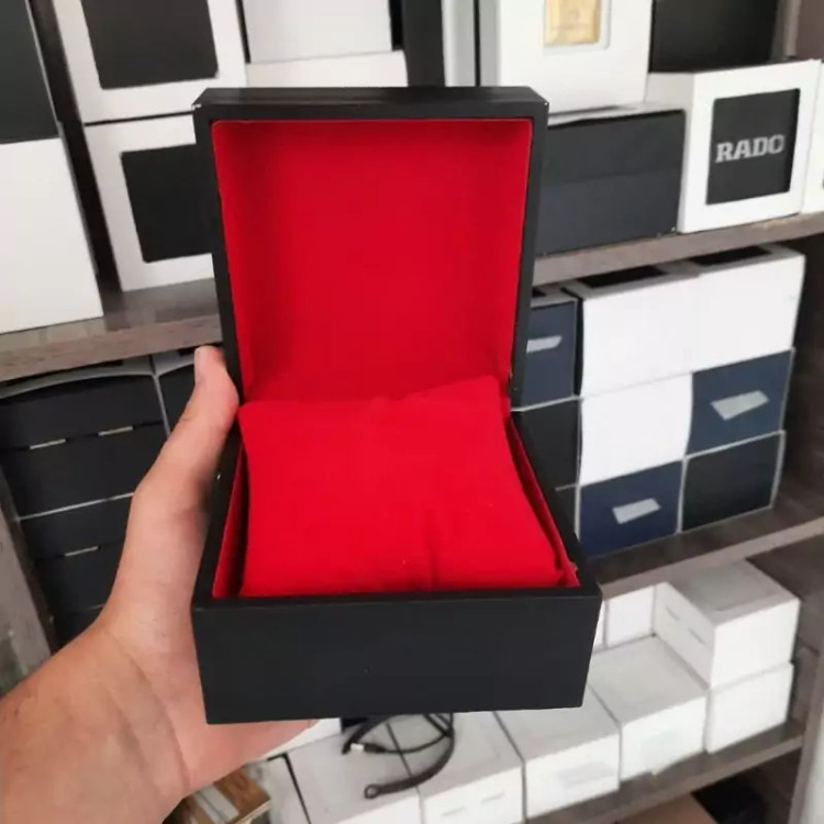 جعبه ساعت و جواهرات (همراه با بگ رایگان)