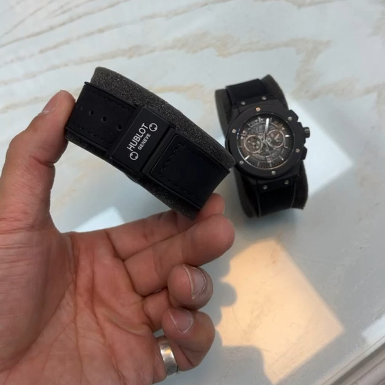 ست ساعت مچی عقربه ای زنانه و مردانه مدل تک موتوره اسکلتون بیگ بنگ