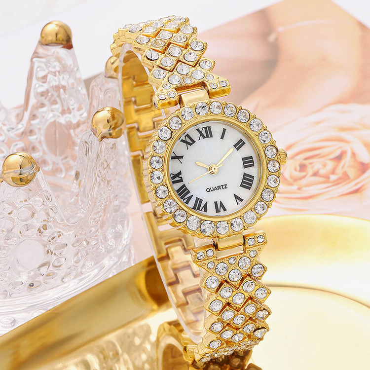 ساعت مچی عقربه ای زنانه مدل فول نگین کد diamond11