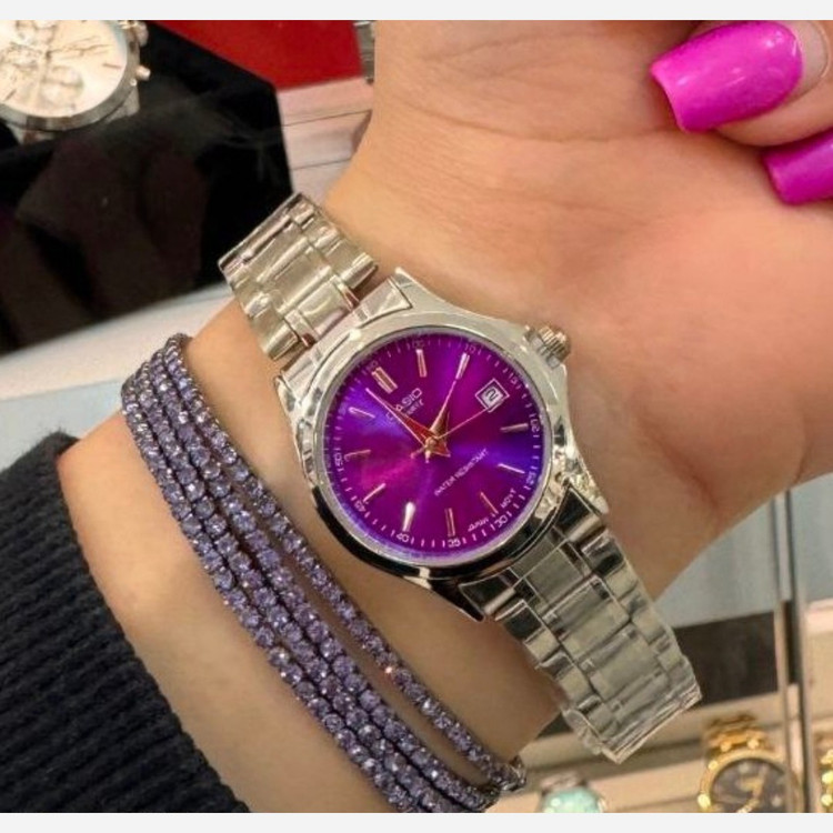 ساعت مچی زنانه کاسیو casio اصل بند استیل نقره ای صفحه نمایش گرد سبز خاص وجذاب