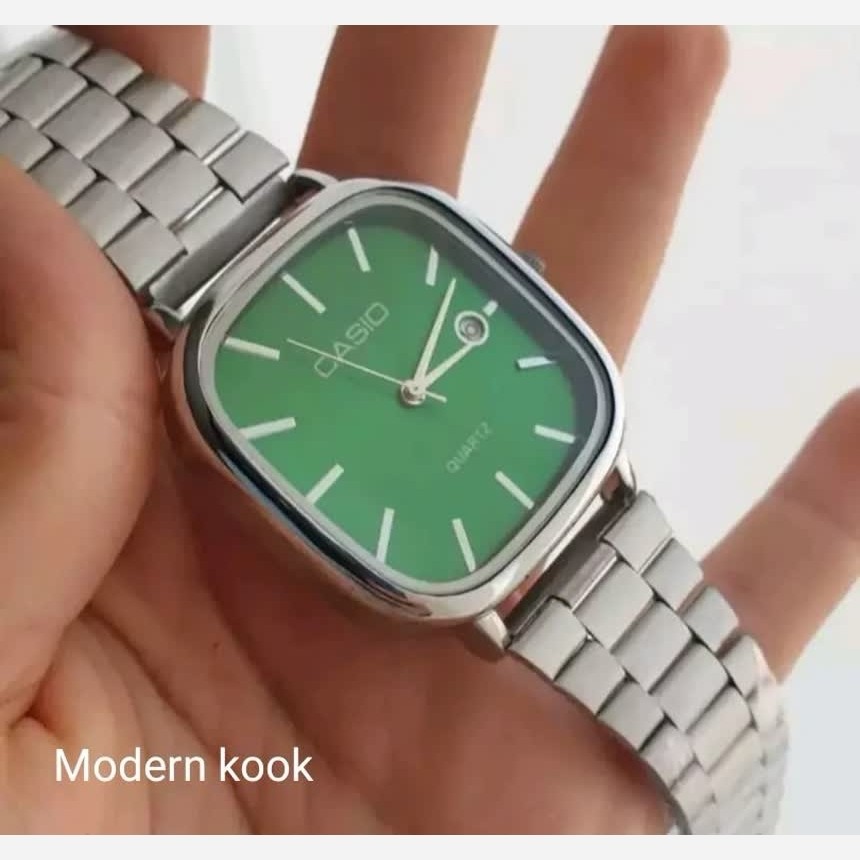 ساعت مچی مردانه کاسیو casio اصل ، صفحه مربعی سبز بند استیل نقره ای ضد آب رنگ ثابت کد2884